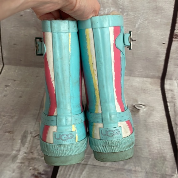 UGG Orcas stripe Boot in size 1 - Picture 5 of 15